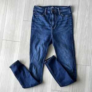 Hollister ultra high-rise jean legging